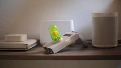 white tech no stand
