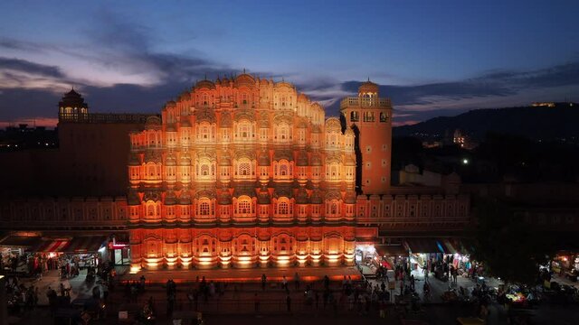 Night view of historical landmark Hawa Mahal aka Palace of the Winds located in the Pink City of Jaipur in Rajasthan, India.