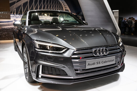 Audi S5 Cabriolet car 