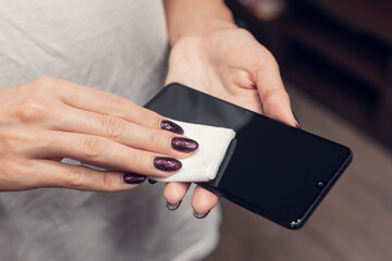 Phone screen disinfecting