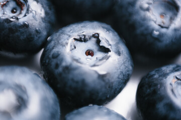 Blaubeeren mit Wassertropfen makro