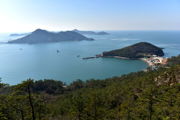 Fototapeta na wymiar 한국의 아름다운 섬 전라북도 선유도의 풍경과 석양