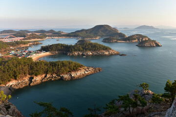 Fototapeta na wymiar 한국의 아름다운 섬 전라북도 선유도의 풍경과 석양