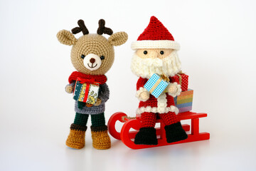 サンタとトナカイのあみぐるみ