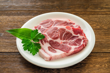 豚肩ロース肉　生