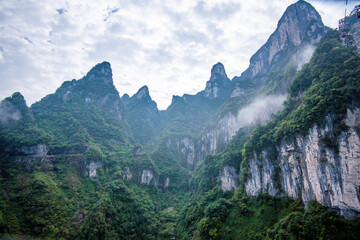 Obraz premium Beautiful landscape of Tianmen mountain national park, Hunan province, Zhangjiajie, China