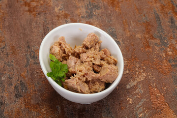 Canned tuna fish in the bowl