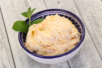 Curd with dry apricot