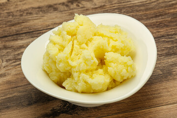 Mashed potato in the bowl