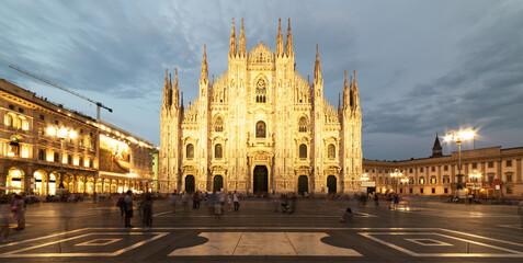 Fototapeta na wymiar Duomo di Milano Cathedral in Duomo Square. Milano, Italy.