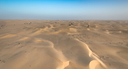 Fototapeta na wymiar DESERT IN THE MORNING