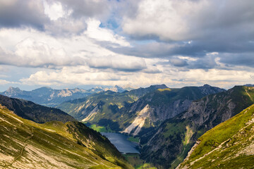 Fototapeta premium Majestic Lakes - Vilsalpsee / Traualpsee