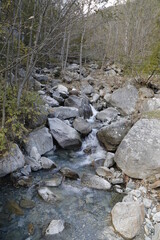 porte montagne e sassi