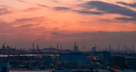 Obraz premium Sunset beautiful sunset city