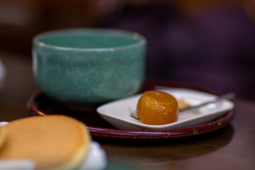 和のデザート-お茶と頂く金柑の甘露煮