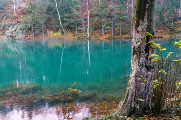 Nazwy oryginalne: Jeziorko Błękitne Jesień Odbicia w wodzie 4
