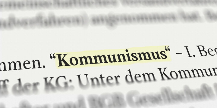 Kommunismus im Buch mit Textmarker markiert