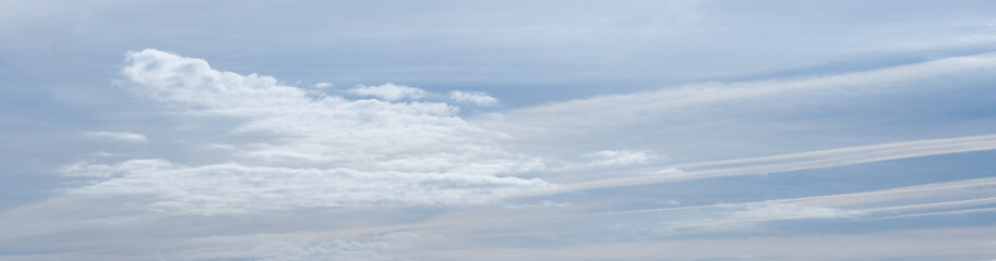 Fototapeta premium blue sky with white clouds - nature background
