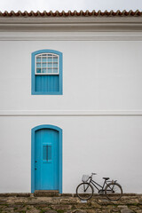 Paraty doors