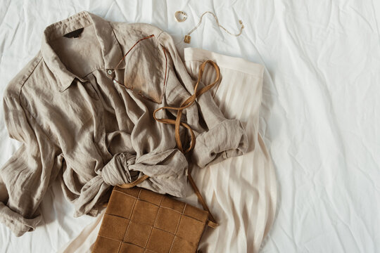 Linen Clothes Images – Browse 925,511 Stock Photos, Vectors, and