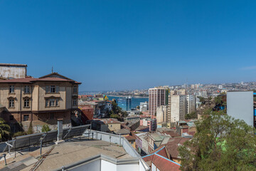 Fototapeta na wymiar View from the city hill Concepcion to the city of Valparaiso, Chile