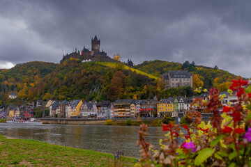 Burg Cochem an der Mosel im Herbst 2020