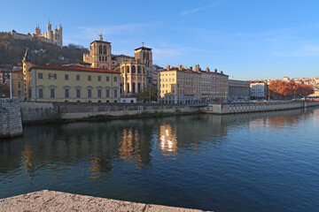 Naklejka premium Lyon, vue sur Saint Jean et Fourvière