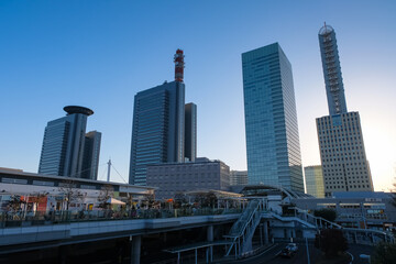 さいたま新都心 夕方