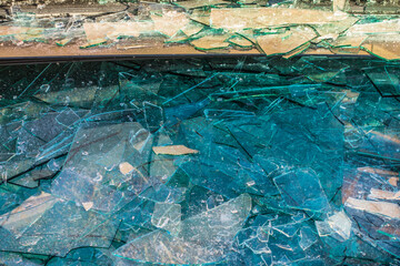 Flachglas im Wertstoff Container