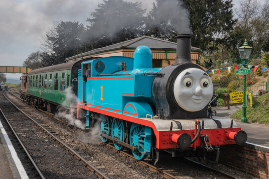 09/14/2019 Ropley, Hampshire, UK thomas the tank engine steam train at ropley station, Hampshire 