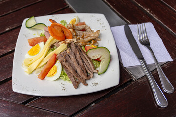 Ensalada de Carnes y Vegetales