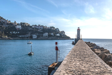 Phare du port Lympia à Nice