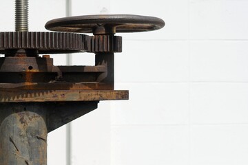 Close-Up a veiw of a big drive gear for a hand turn manual Close-Open valve.