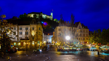 Fototapeta na wymiar old town square at night, Ljubljana