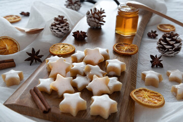 Home-made Christmas star-shaped cakes