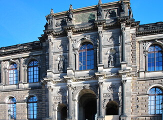 Fototapeta na wymiar Schloss Zwinger in der Altstadt von Dresden, Sachsen