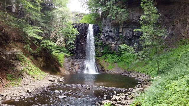 cascades et gorges en Auvergne