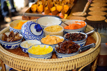 Toping to make the kind of Thai sweetmeat   