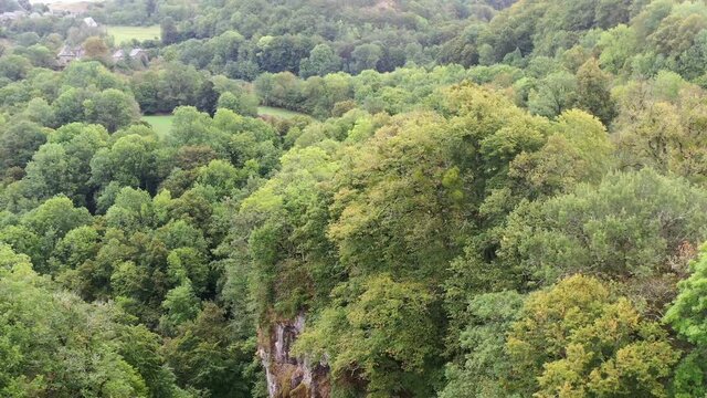 cascades et gorges en Auvergne
