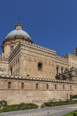 Fototapeta na wymiar Arab-Norman architectural style of Cathedral Santa Vergine Maria Assunta in Palermo, Sicily. Palermo Cathedral is cathedral church of Roman Catholic Archdiocese of Palermo, it erected in 1185.