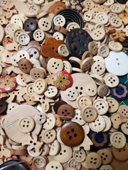 Obraz premium Colorful wooden buttons for sewing