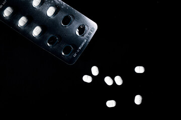 Tabletten Blister mit weißen Medikamenten