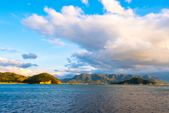 「讃岐山脈」の画像 68 件の Stock 写真、ベクターおよびビデオ Adobe Stock