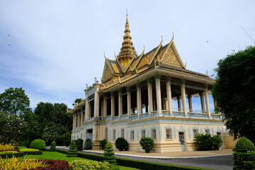 Cambodia Phnom Penh - Royal Palace beautifully decorated outbuilding