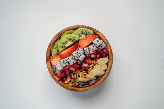 ACAI BOWL WITH KIWI, POMEGRANATE, BANANA, STRAWBERRY, ALMONDS 