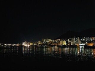 Fototapeta na wymiar night view of the port