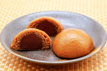 黒糖まんじゅう
