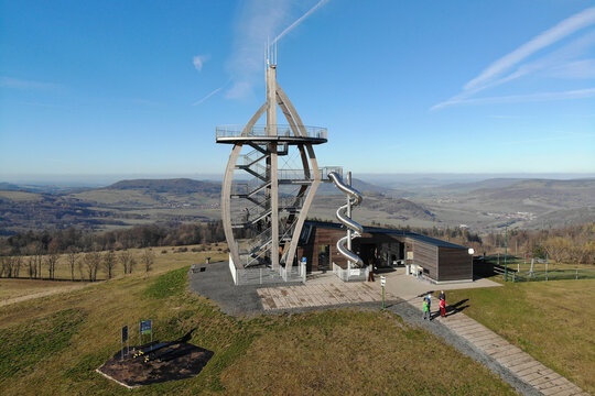 Aussictsturm Noahs Segel in der Th&uuml;ringer Rh&ouml;n