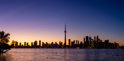 Fototapeta na wymiar Toronto city skyline at sunset, Ontario, Canada