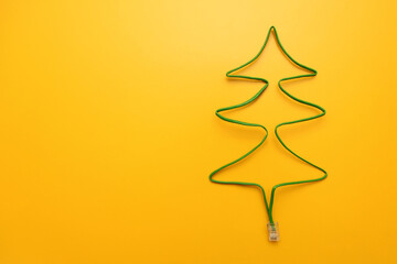 The green wire for the Intern folded Christmas tree